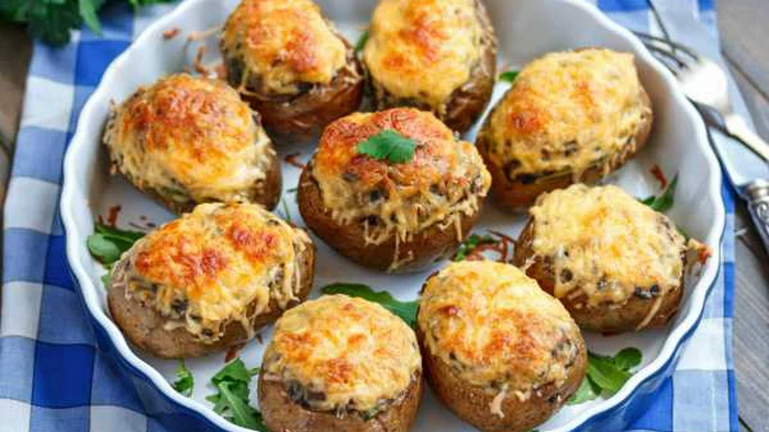 Gebackene Kartoffeln mit Champignons und Käse – Rezept für ein perfektes Abendessen