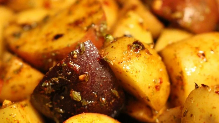 Kartoffeln im Ofen werden knusprig: Sie müssen nur eine Zutat hinzufügen