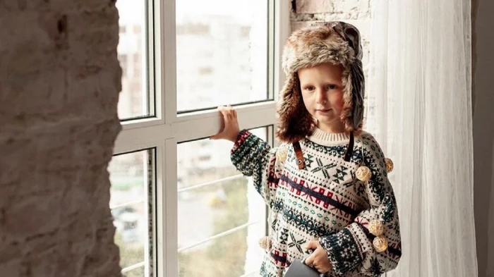 Wie man Fenster isoliert: Warum sie sich auch ohne Zugluft kalt anfühlen